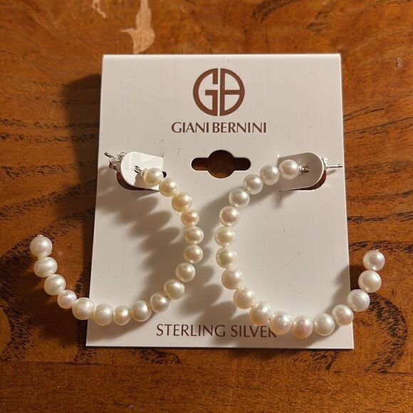 NWT GIANI BERNINIFreshwater Pearl (3 - 3-1/2mm) Hoop Earrings in Sterling Silver - Picture 2 of 3